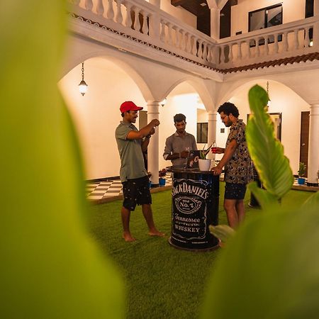 Sapphire Mansion Hotel Alibág Kültér fotó