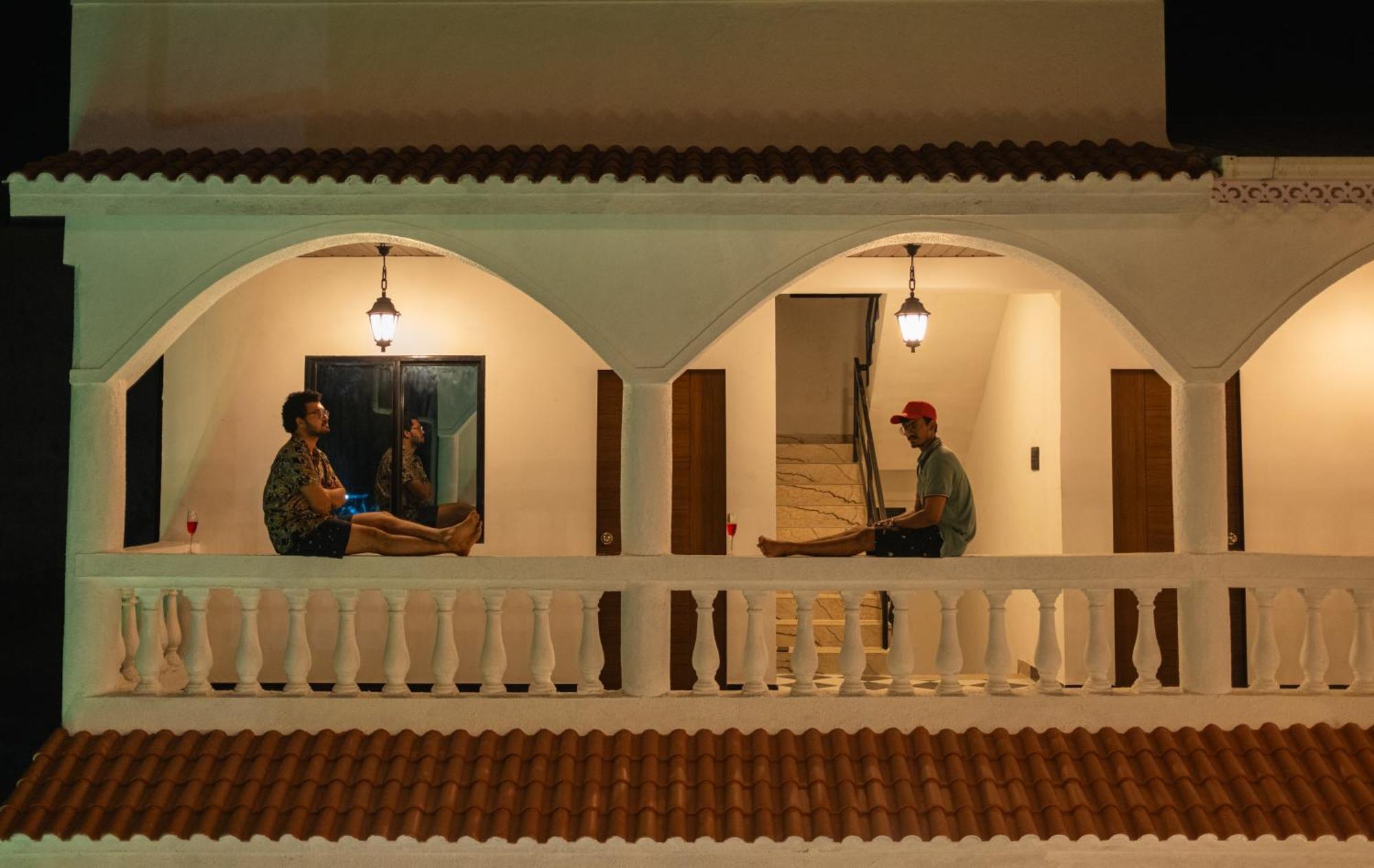 Sapphire Mansion Hotel Alibág Kültér fotó