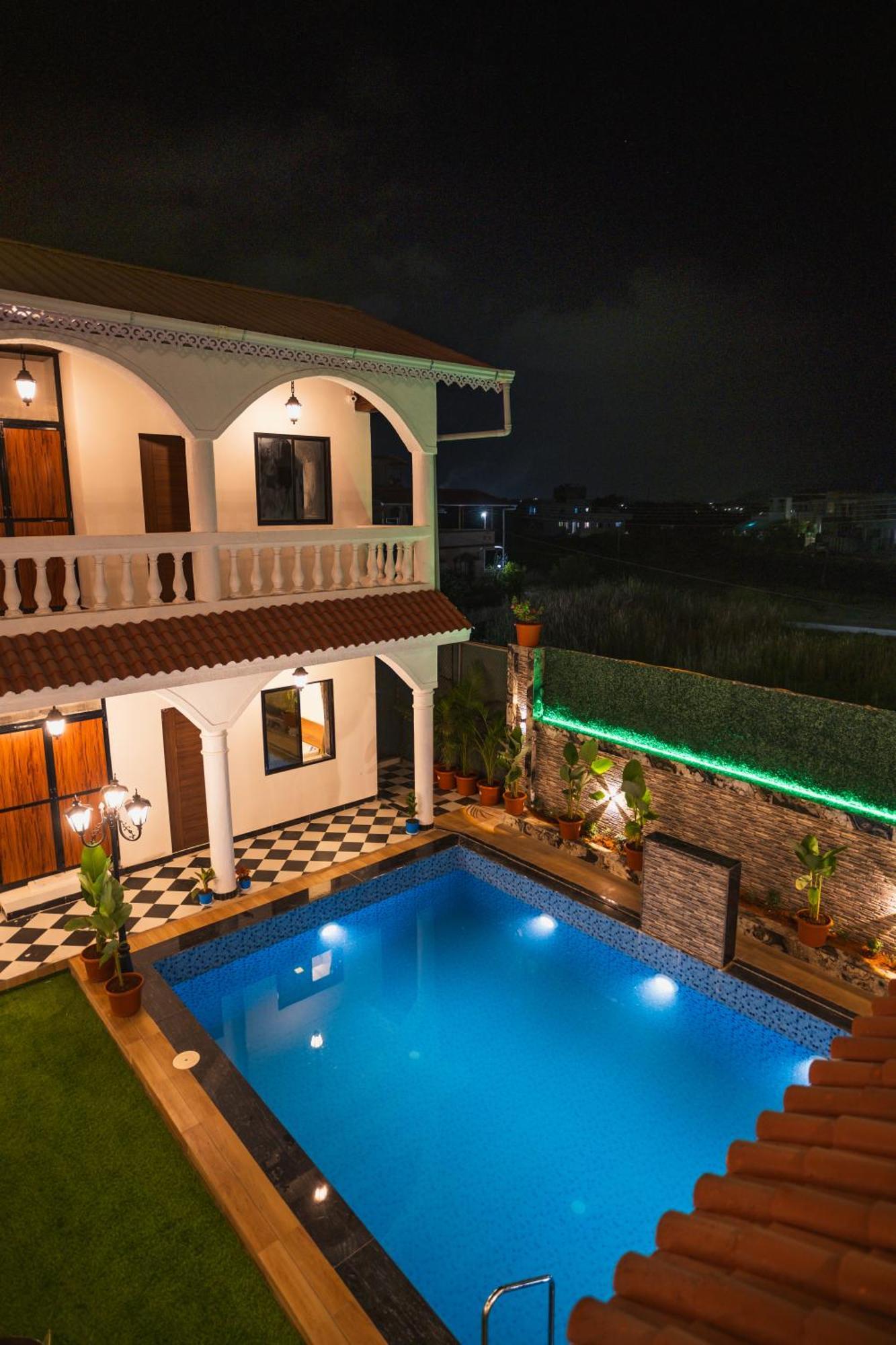 Sapphire Mansion Hotel Alibág Kültér fotó